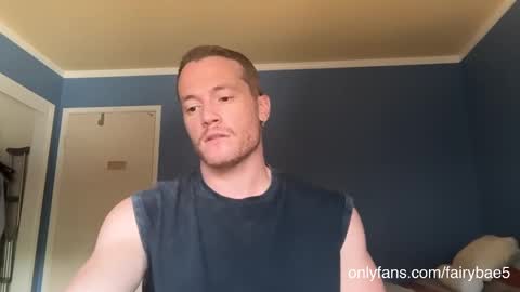 Travis online show from October 8, 6:45 pm