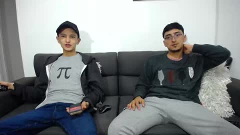 FallGays online show from December 14, 1:28 am