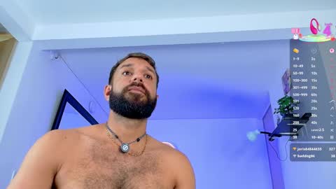 Andres online show from February 25, 8:15 am