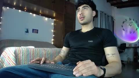 farid_24 online show from March 20, 3:10 am