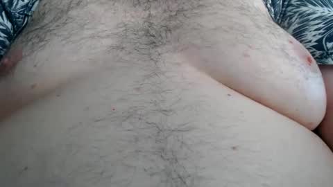 fat_bear_boy online show from June 3, 9:22 am