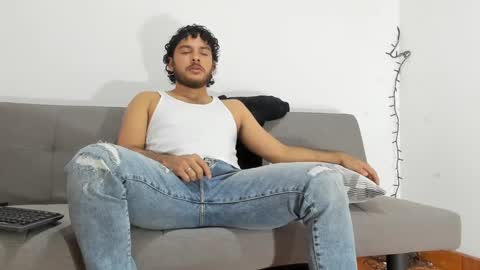 favid95 online show from January 23, 10:01 pm