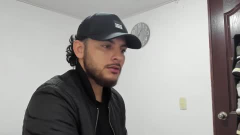 favid95 online show from February 18, 12:04 am