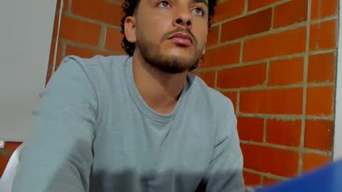 favid95 online show from December 9, 10:05 pm