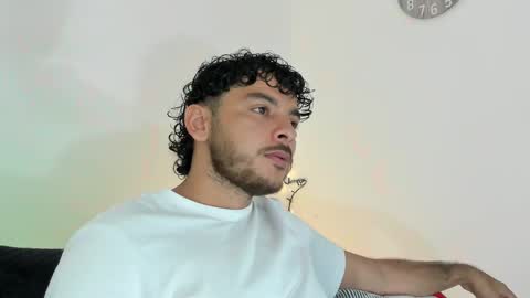 favid95 online show from December 21, 5:40 pm