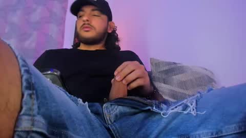 favid95 online show from November 20, 4:50 pm