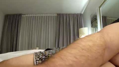 feetmeet online show from May 13, 10:51 pm