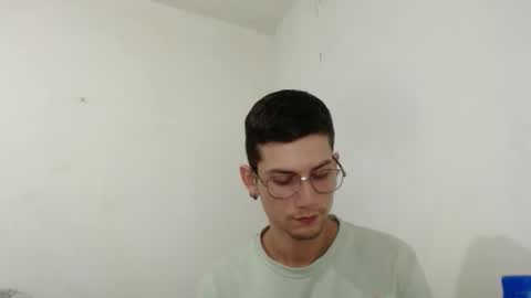 jhonatan felipe online show from October 24, 10:11 pm