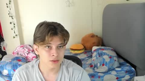 Snapshot of felix_leex chatting on October 22, 6:54 pm Felix leex online show from October 22, 6:54 pm