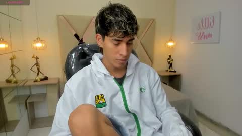 FER PHOENIX online show from March 10, 3:23 am