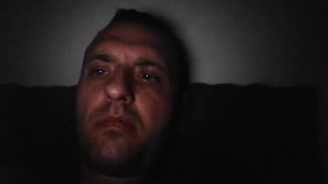 Snapshot of figonik chatting on February 12, 9:33 pm Nick online show from February 12, 9:33 pm