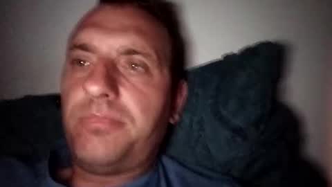 Snapshot of figonik chatting on October 1, 7:18 pm Nick online show from October 1, 7:18 pm