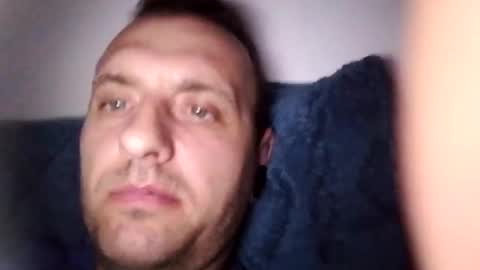 Snapshot of figonik chatting on February 11, 9:46 pm Nick online show from February 11, 9:46 pm