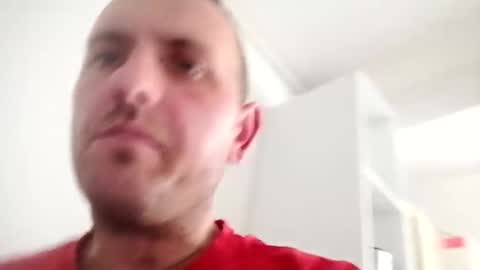 Snapshot of figonik chatting on February 5, 12:06 pm Nick online show from February 5, 12:06 pm