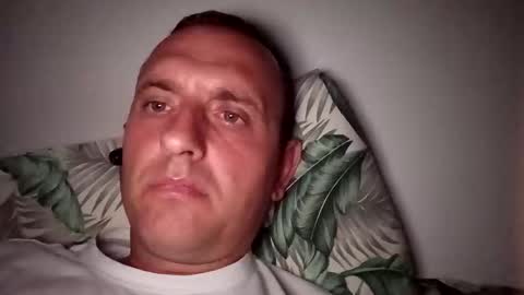 Snapshot of figonik chatting on October 26, 8:00 pm Nick online show from October 26, 8:00 pm