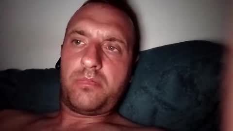 Snapshot of figonik chatting on September 21, 7:36 pm Nick online show from September 21, 7:36 pm