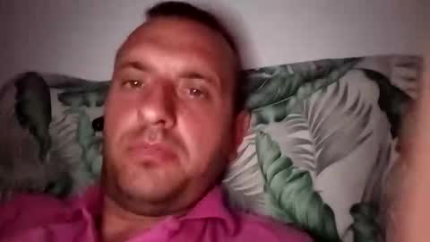 Snapshot of figonik chatting on October 12, 6:46 pm Nick online show from October 12, 6:46 pm