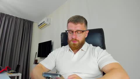 FindomGuyXXX online show from April 3, 2:25 pm