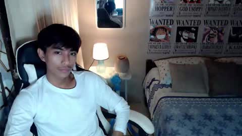 fineboii_rey18 online show from April 29, 4:44 pm