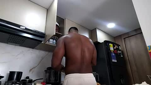 FRAIDER online show from March 4, 4:47 pm