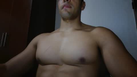 fitchestabs_69 online show from May 8, 9:04 pm