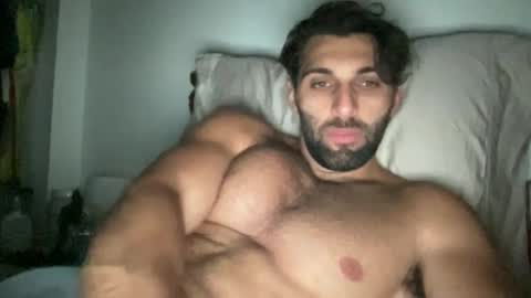 fitcurvyman4fun_69 online show from September 14, 4:25 am