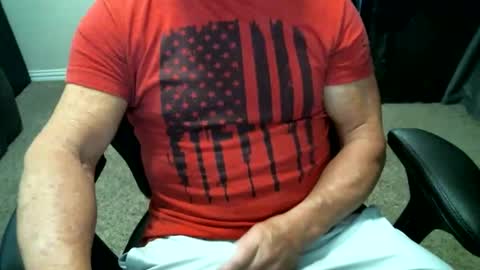 fitguy40 online show from January 16, 10:56 pm