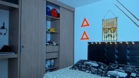 Elias Valencia online show from January 29, 9:44 am