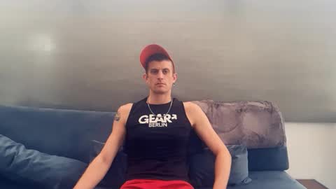 fkng_fggt online show from March 24, 8:57 pm