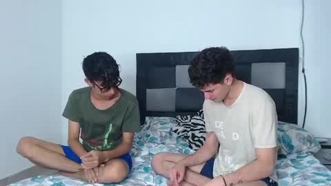 Steven and Daniel online show from March 21, 1:31 am