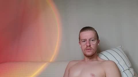 Alexander online show from November 22, 3:28 am