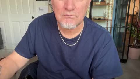 fnkywht60smthng_ online show from February 15, 4:59 pm