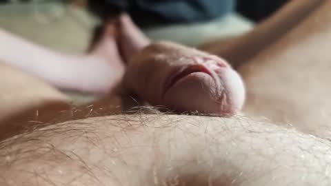 footguy05 online show from April 3, 8:11 am