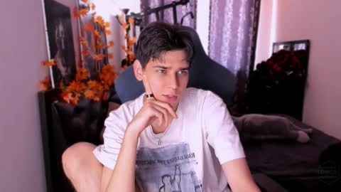 Foxicfu online show from November 11, 6:18 am