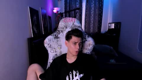 Foxicfu online show from February 7, 8:10 am