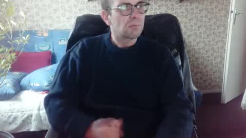 franck143544 online show from December 15, 12:46 pm