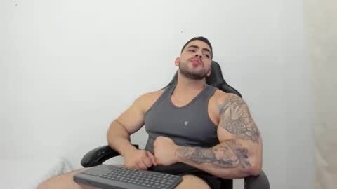 frank_foxx1 online show from March 4, 3:46 am