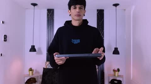 Franvill trato online show from January 12, 7:18 pm