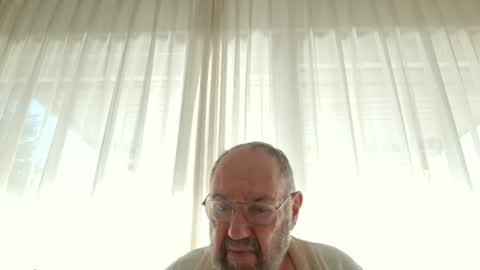 David Fredal online show from December 4, 9:51 am