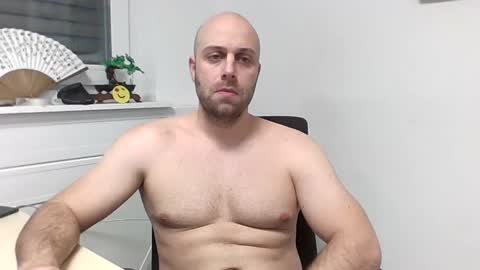 freddow online show from December 9, 2:51 pm