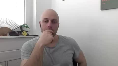 freddow online show from March 6, 10:09 am