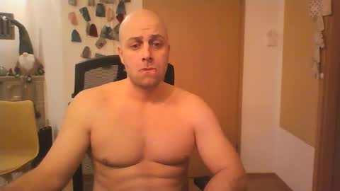 freddow online show from December 11, 7:21 pm