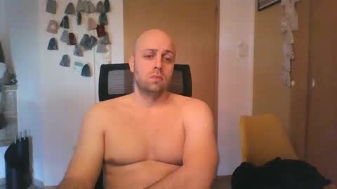 freddow online show from December 5, 11:49 am