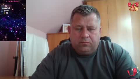 freeboy80180 online show from March 8, 12:17 pm