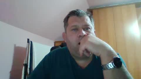 freeboy80180 online show from December 13, 7:04 am