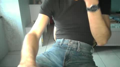 Snapshot of french_666999 chatting on January 10, 12:47 pm French 666999 online show from January 10, 12:47 pm