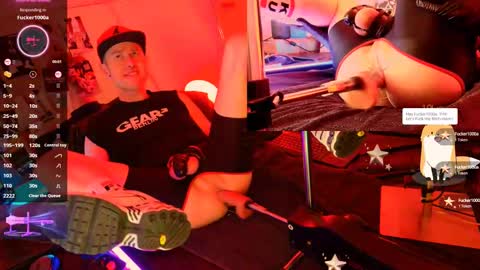 Snapshot of fuc71 chatting on December 2, 7:03 pm fuc71 online show from December 2, 7:03 pm