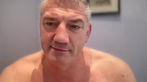 fullback_15 online show from April 5, 2:13 pm