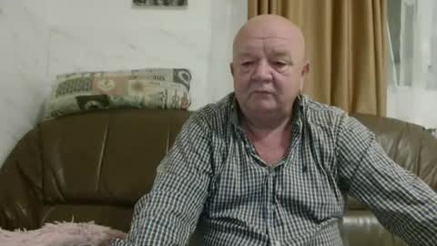 fullballs6 online show from October 29, 3:42 am