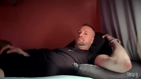 funcutbbb online show from May 3, 2:09 pm